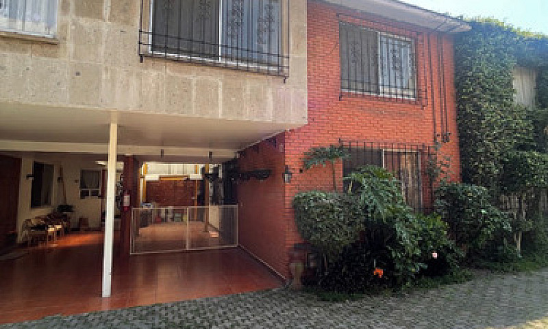 Casa En Venta En Leg...