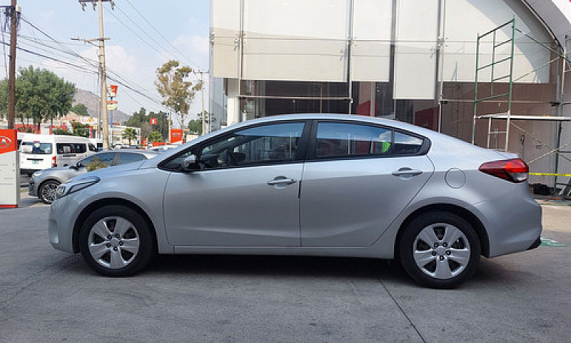 Kia Forte 2017...