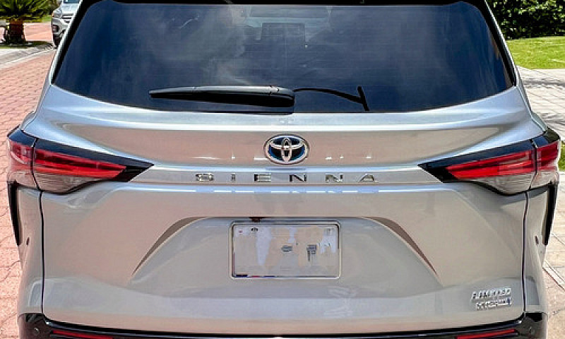 Toyota Sienna Límite...