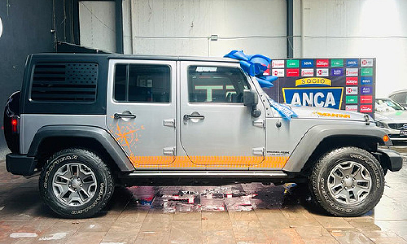 Jeep Wrangler 3.6 Un...