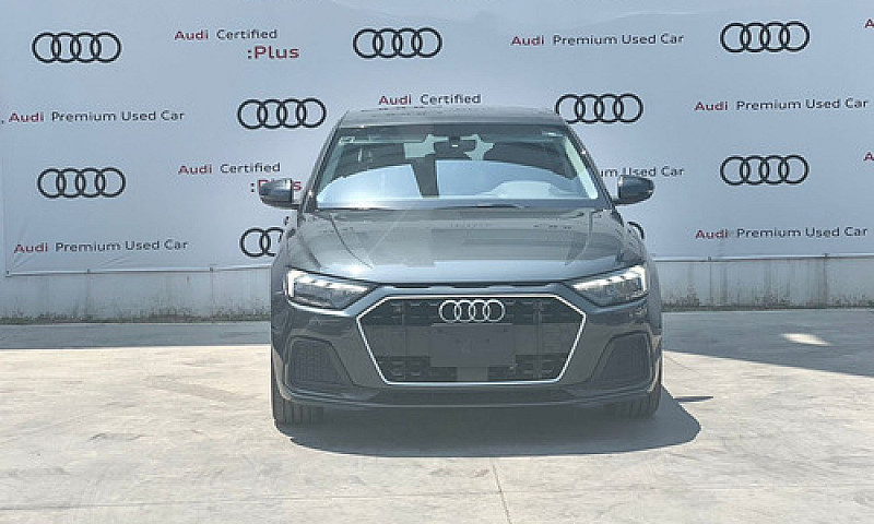 Audi A1 2021 1.5 Ego...
