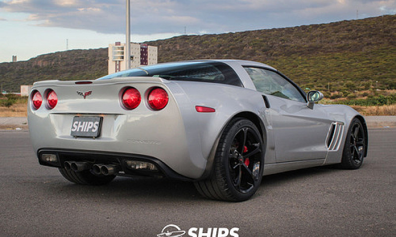 Chevrolet Corvette 2...
