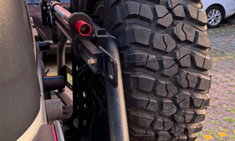Jeep Wrangler X Rubi...