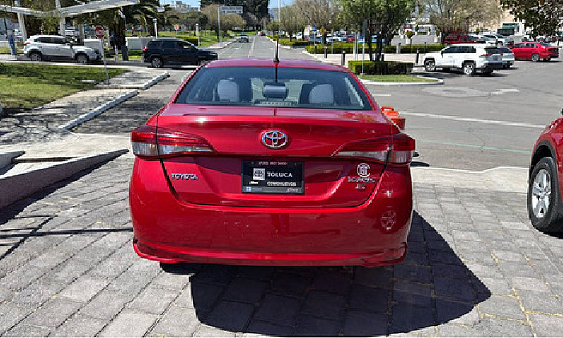 Toyota Yaris 2020...