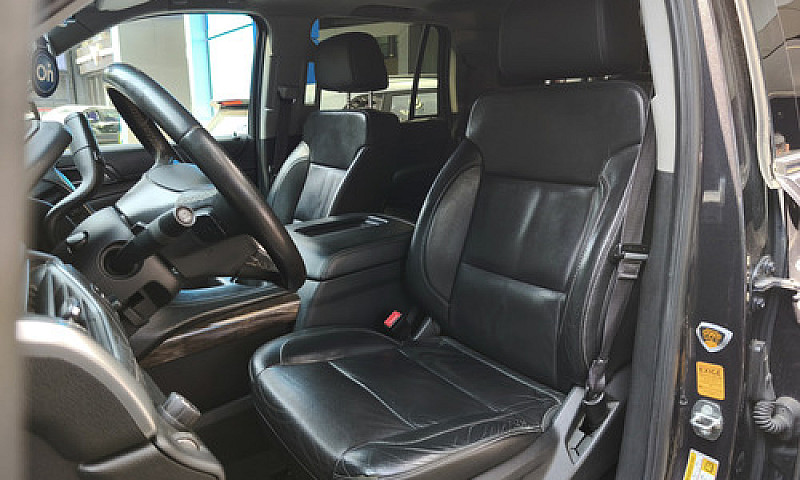 Chevrolet Tahoe 2015...