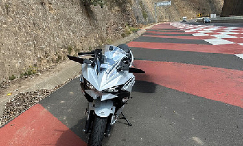 Kawasaki Ninja 500R ...