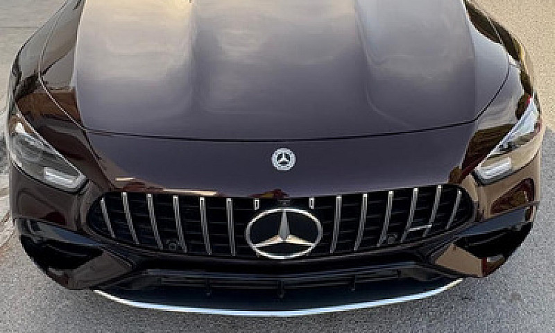 Mercedes-Benz Amg Gt...