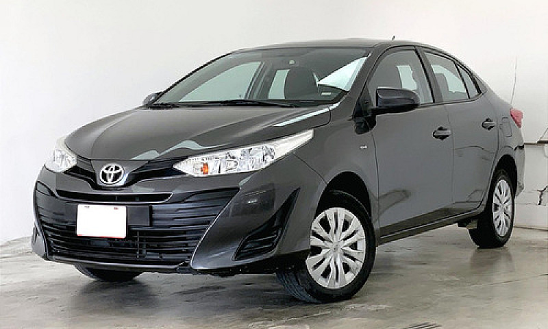 Toyota Yaris 2019...