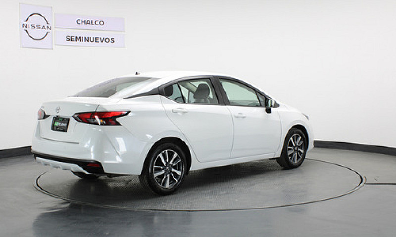 Nissan Versa 2022...