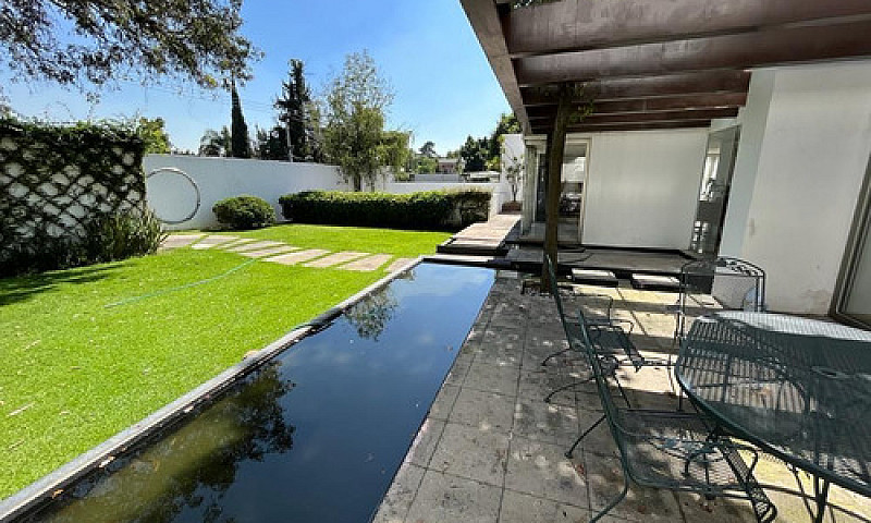 Venta Casa  Jardines...