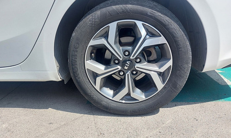 Kia Forte 2020...