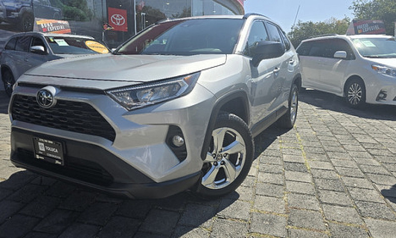 Toyota  Rav4  2021...