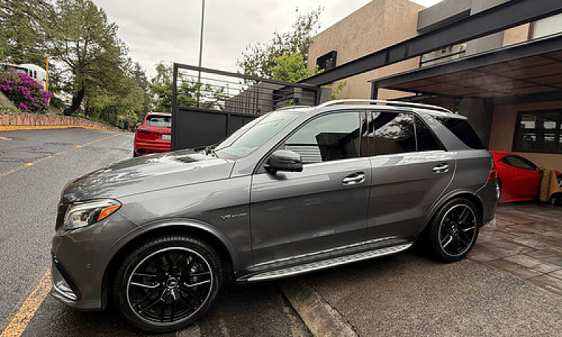Mercedes-Benz Clase ...