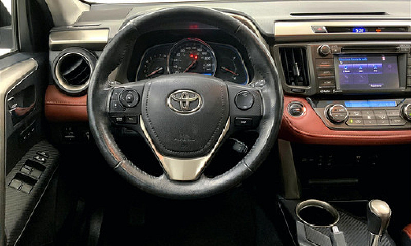 Toyota Rav4 2014...