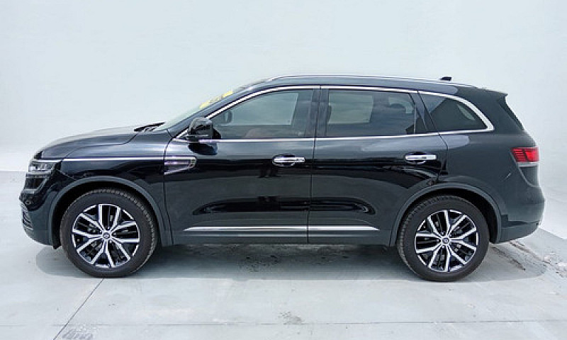 Renault Koleos 2023...