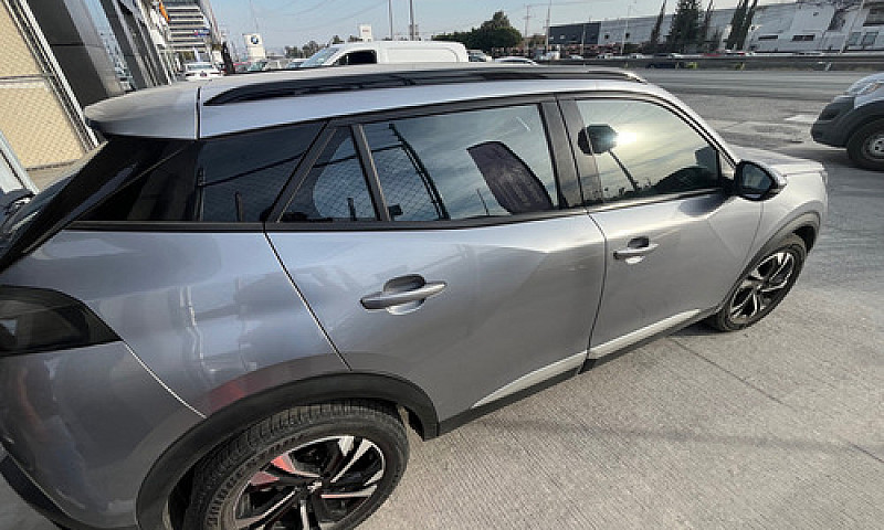 Peugeot 2008 1.2 Pur...