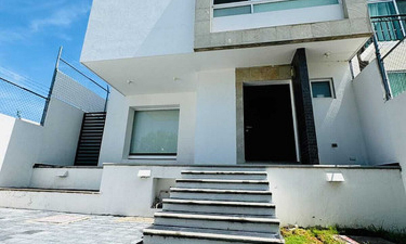 Casa En Venta En Rea...