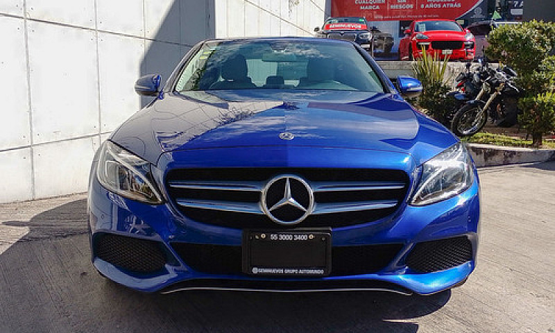 Mercedes-Benz Sprint...