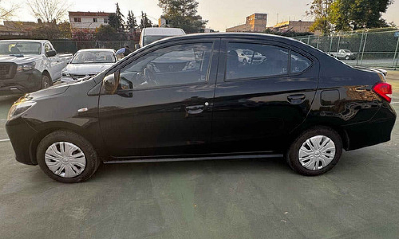 Mitsubishi Mirage 20...