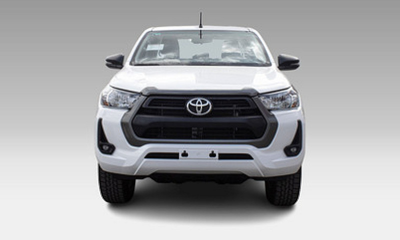 Toyota Hilux 2024...