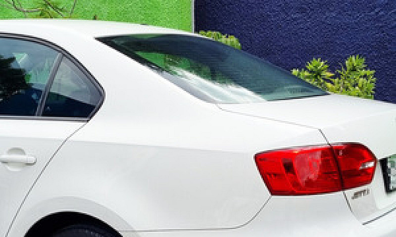 Volkswagen Jetta 2.5...