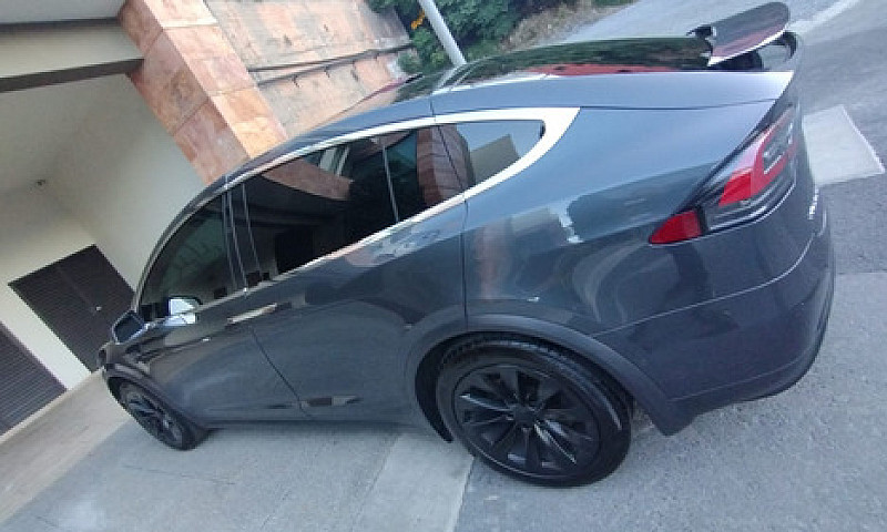 Tesla X 75D, 88,809K...