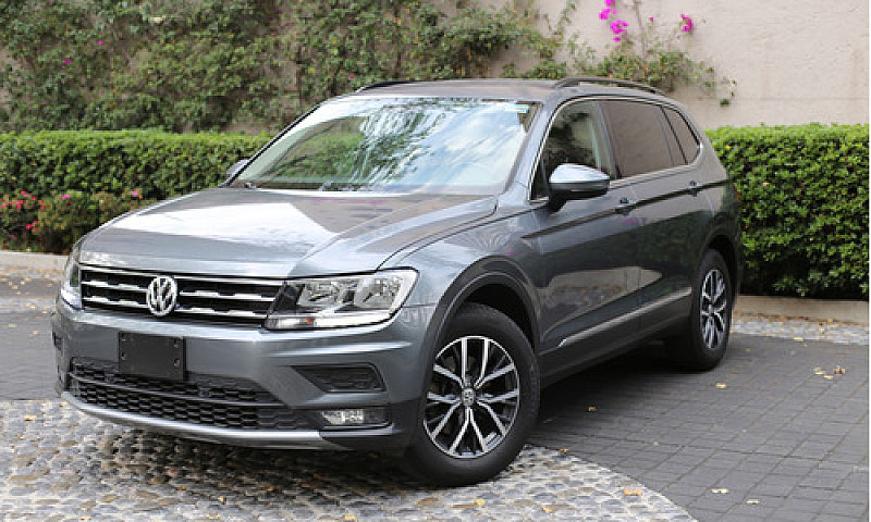 Volkswagen Tiguan 1....