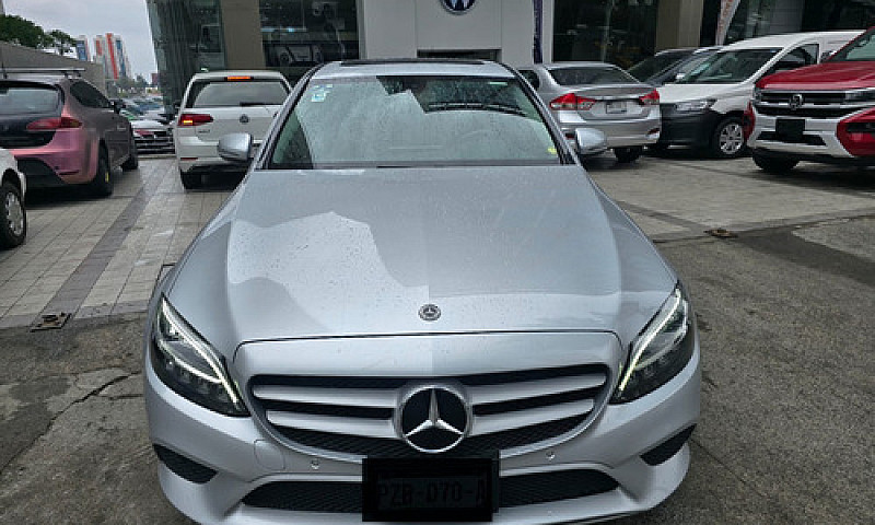 *Mercedez Benz C-200...