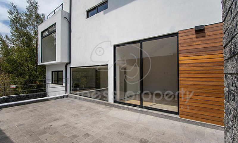 Hermosa Casa Dentro ...