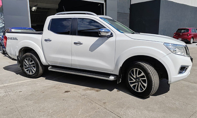 Nissan Np300 Frontie...