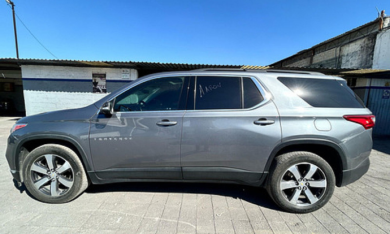 Chevrolet Traverse 2...