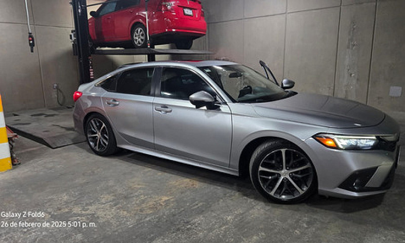 Honda Civic 1.5 Turb...