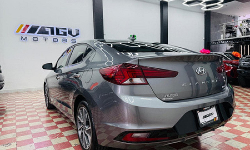 Hyundai Elantra 2.0 ...