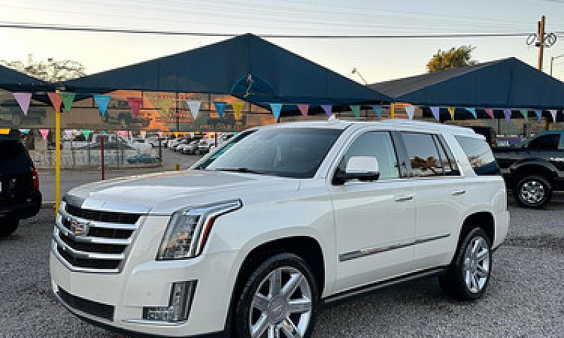 Cadillac Escalade 6....