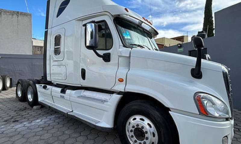 Freightliner Cascadi...