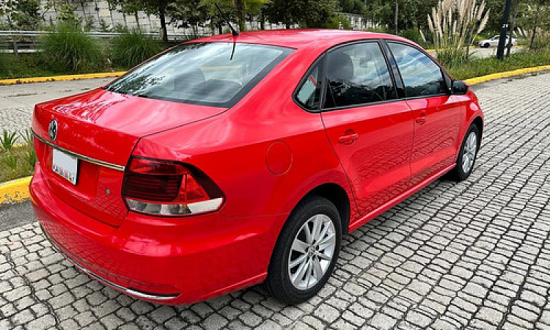 Volkswagen Vento 1.6...