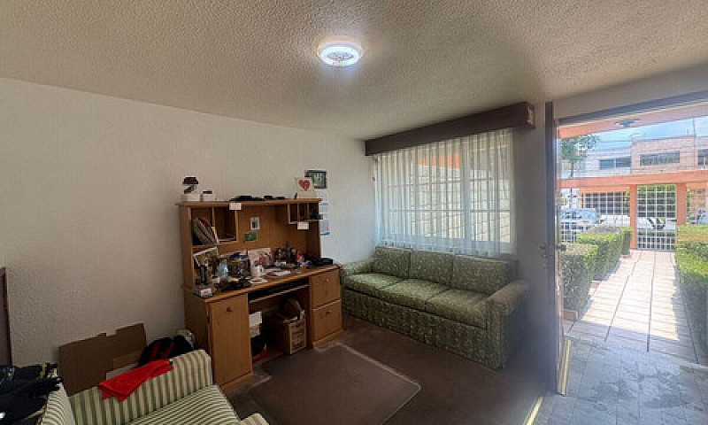 Casa En Venta, Ciuda...