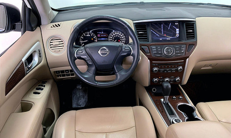 Nissan Pathfinder 20...