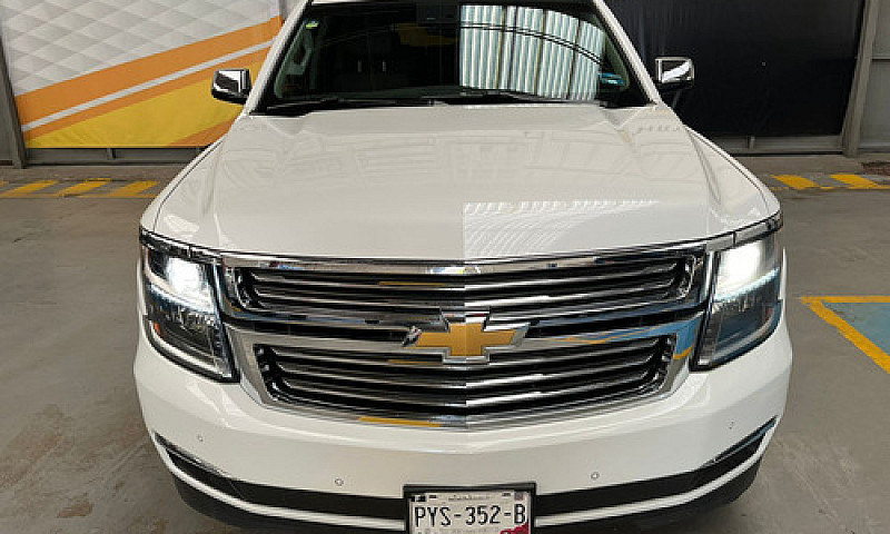 Chevrolet Suburban 2...