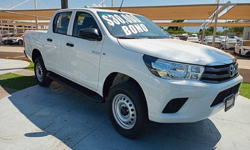 Toyota Hilux 2024...