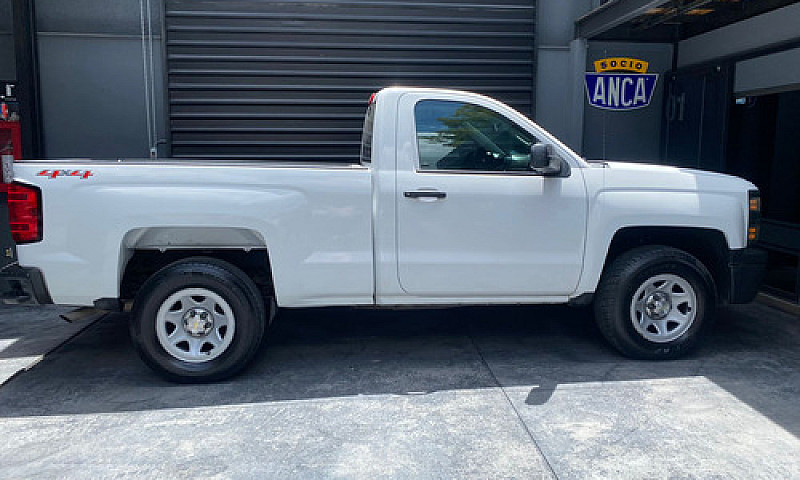 Chevrolet Silverado ...