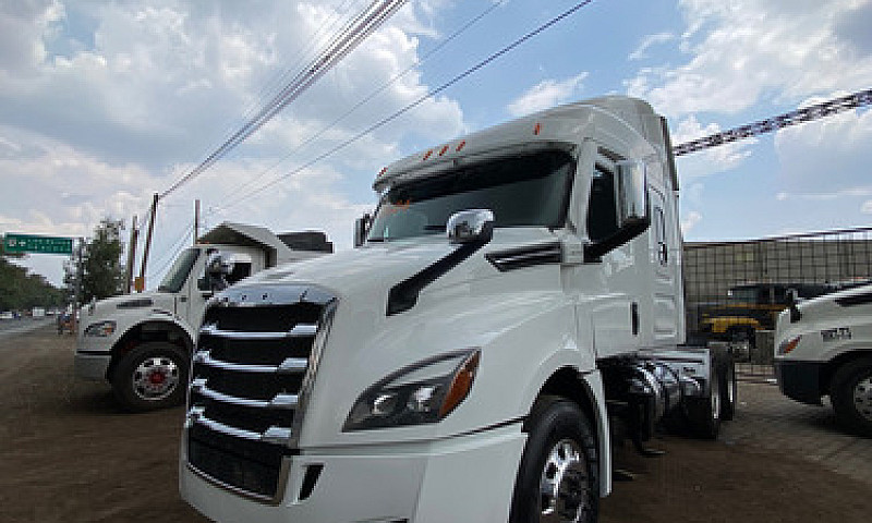 Freightliner Cascadi...