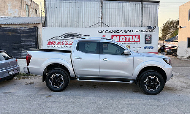 Nissan Frontier 2.5 ...