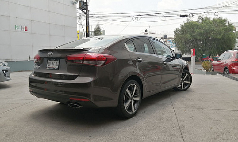 Kia Forte 2017 2.0 S...