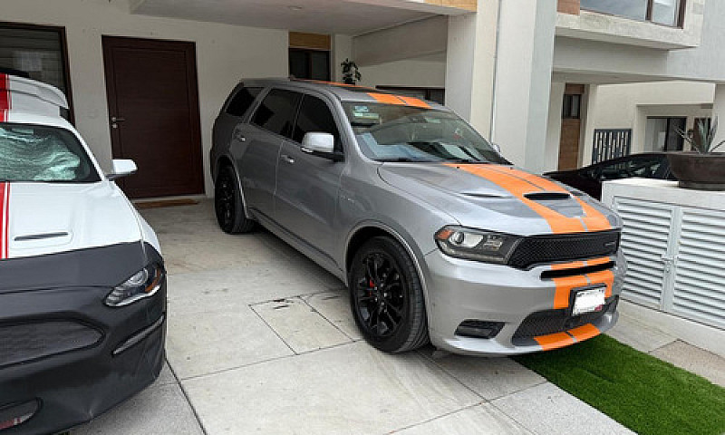 Dodge Durango 5.7 V8...