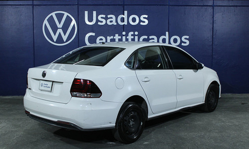 Volkswagen Vento 1.6...