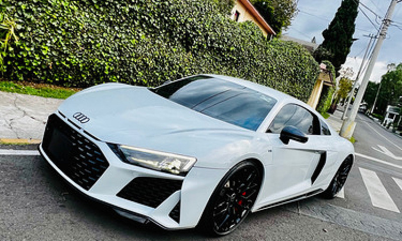 Audi R8 Coupé 5.2 V1...