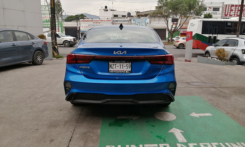 Kia Forte 2022 2.0 L...