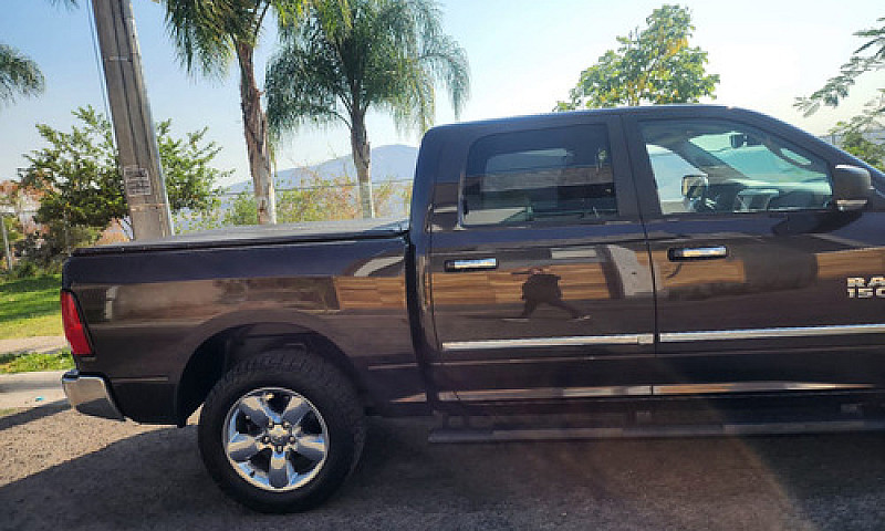 Ram 1500 Pick-Up 201...