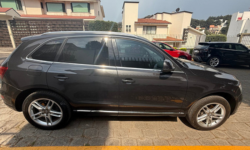 Audi Q5 2.0 T Fsi El...
